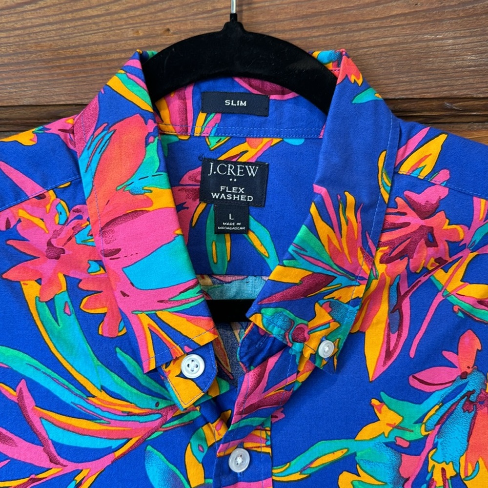 J. Crew Factory Men’s short-sleeve button down shirt